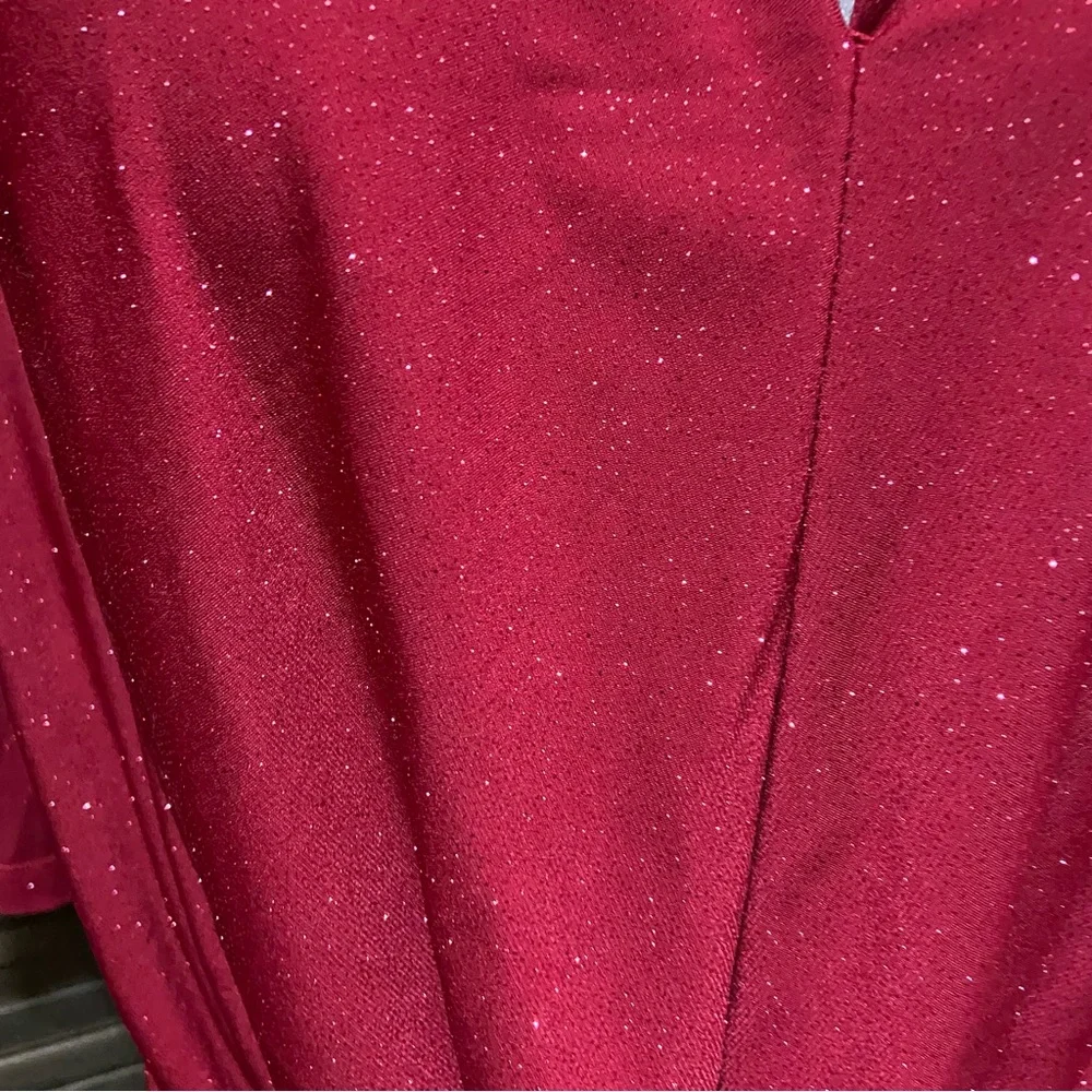Ellen Tracy Red Draped Blouse Top V Neckline Sequined 3/4 Sleeve Lagenlook Party